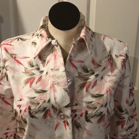 Chico’s Spring Coat - Picture 2 of 5